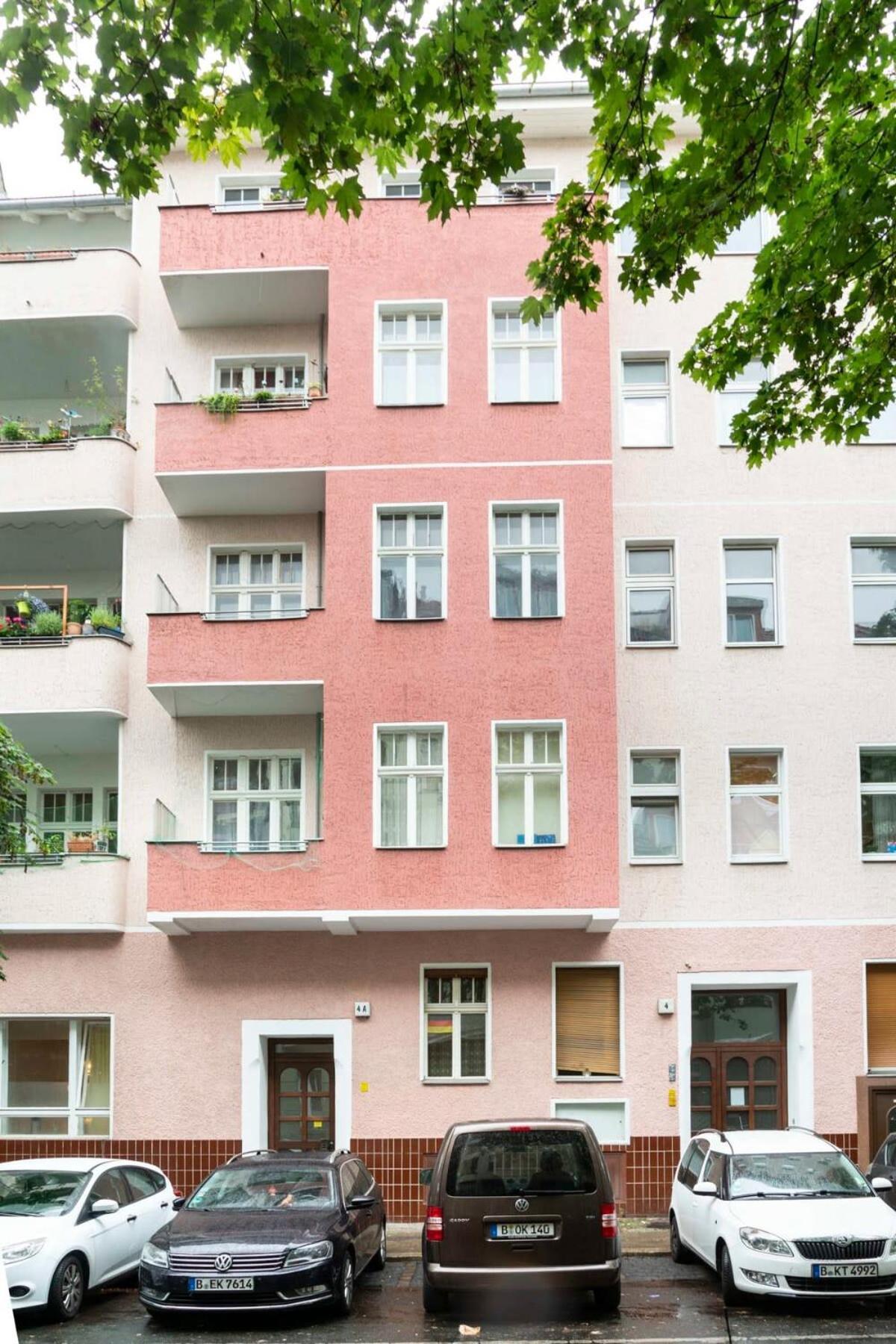 Cozy 2 Room Apartment Next To Hermannstrasse Berlin Ngoại thất bức ảnh
